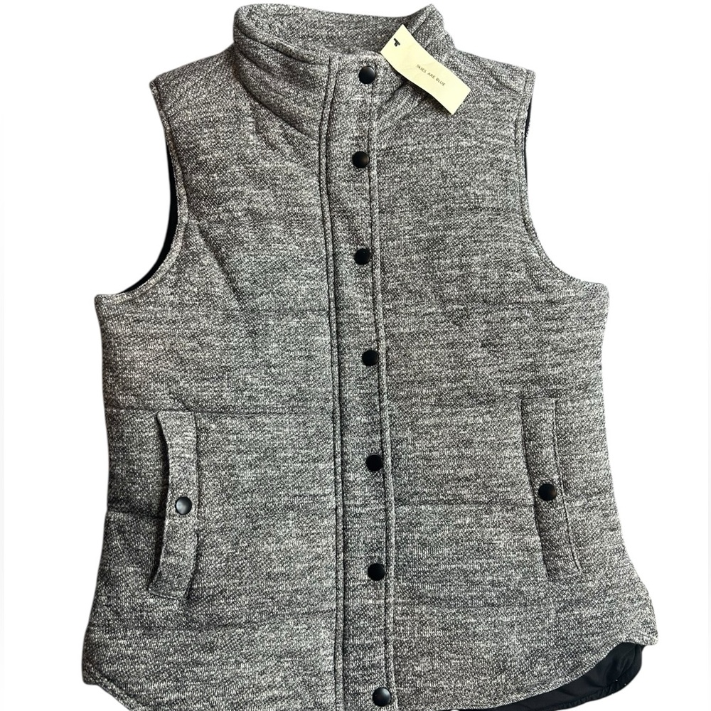 Skies‎ Are Blue Women’s Quilted Vest | Gray Knit Sweater Vest | Size Medium NWT
